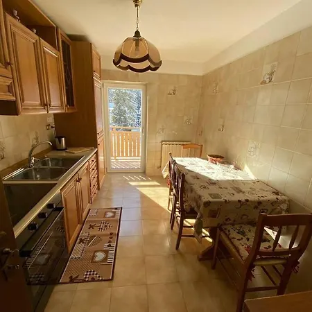 Ciamorc Relax & Sport Appartament For Max 2 Adults 1 Child 1 Infant Apartment *