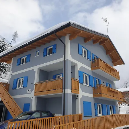 Ciamorc Relax & Sport Appartament For Max 2 Adults 1 Child 1 Infant Canazei