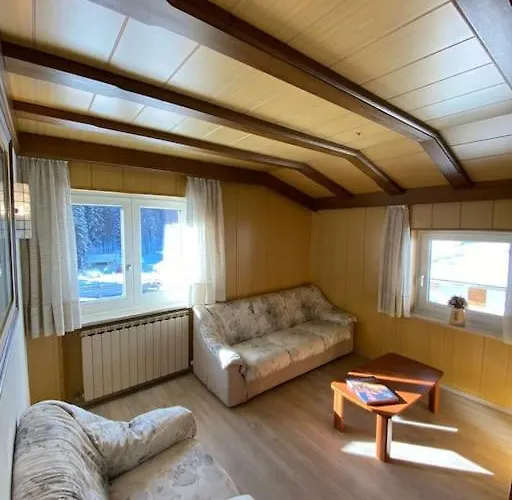 Lejlighed Ciamorc Relax & Sport Appartament For Max 2 Adults 1 Child 1 Infant Canazei